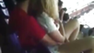 Xem video sex quái đản này với hai cô gái da trắng bị địt trong em gái mới lớn lỗ đít của họ. Họ bị trói không thể di chuyển và đập mạnh từng người một.